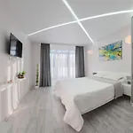 3-room Avalon Apartamento