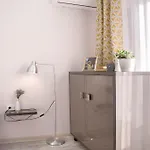 3-room Avalon
