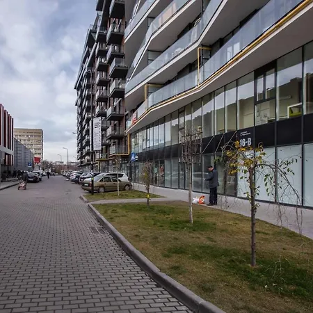 3-room Avalon * 利沃夫