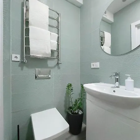 3-room Avalon *